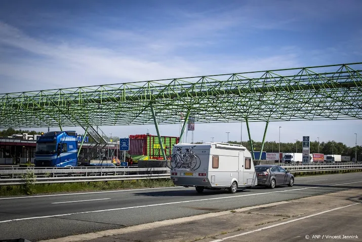 drukte in duitsland lijkt op gang te komen file op a8