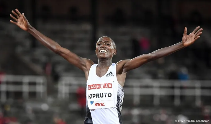 dubbel wereldrecord 10 kilometer in valencia