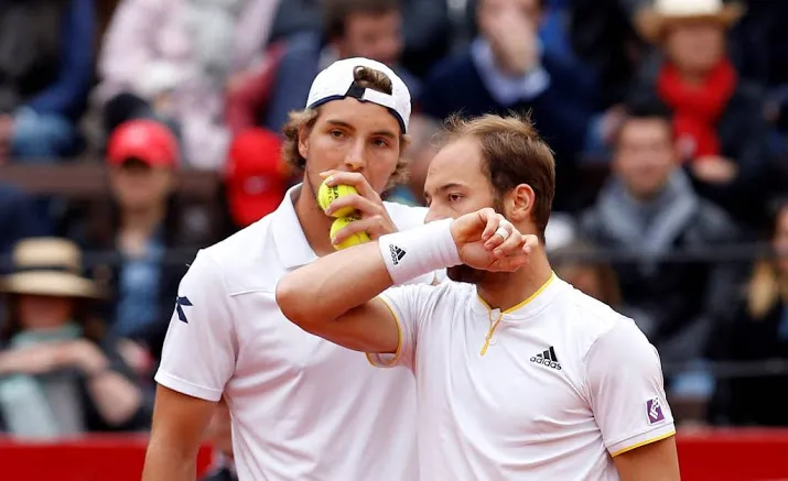 duits tennisdubbel krijgt valencia stil