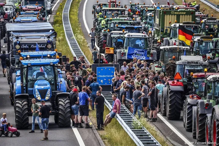 duitse boerenactie uit solidariteit met nederlandse collegas