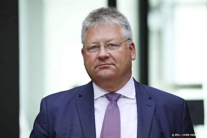 duitse inlichtingenbaas cyberaanvallen bedreiging lng terminals