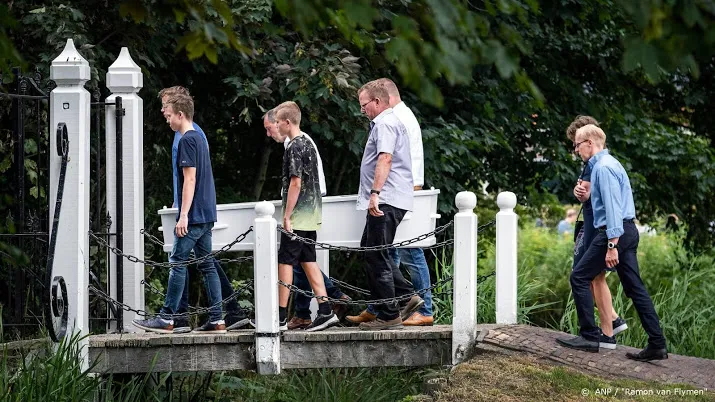 duitse mazda zeer waarschijnlijk betrokken bij aanrijding marken