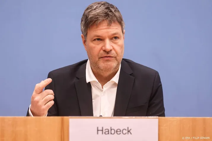 duitse minister meer immigratie nodig door personeelstekorten