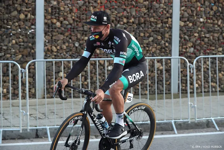 duitser ackermann stapt na halfuur af in parijs roubaix