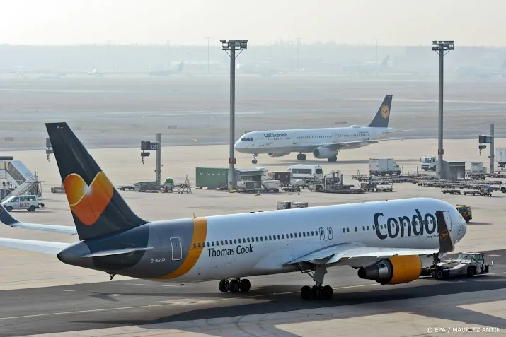duitsland helpt thomas cook dochter condor