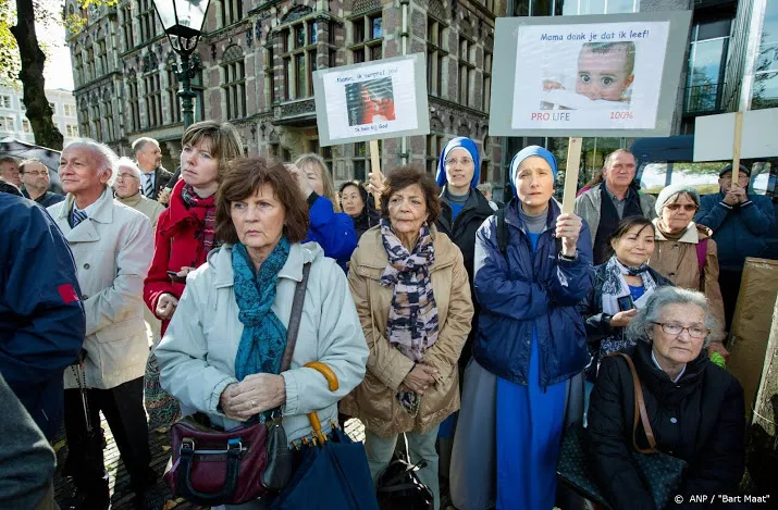 duizenden bij manifestatie tegen abortus