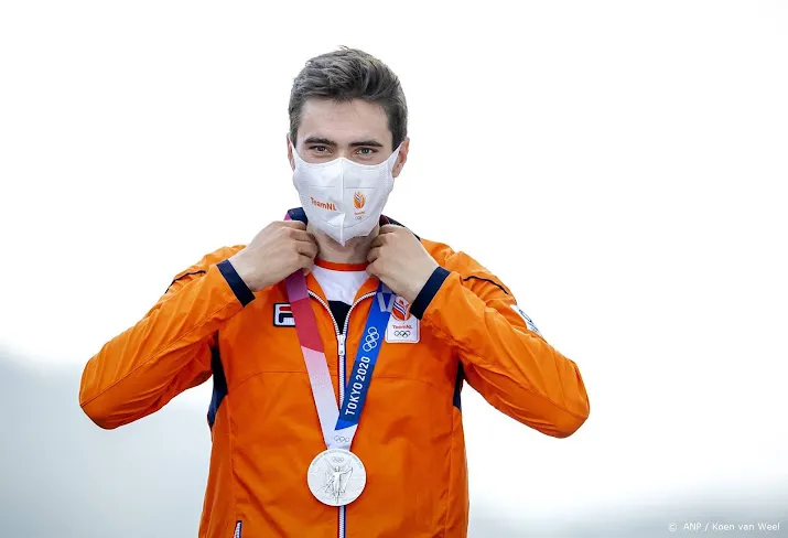 dumoulin gaat door met wielrennen