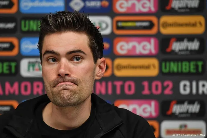 dumoulin stapt toch af in giro