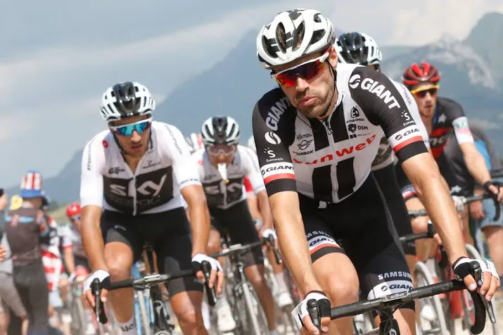 dumoulin tegenwind en ploeg als sky lastig