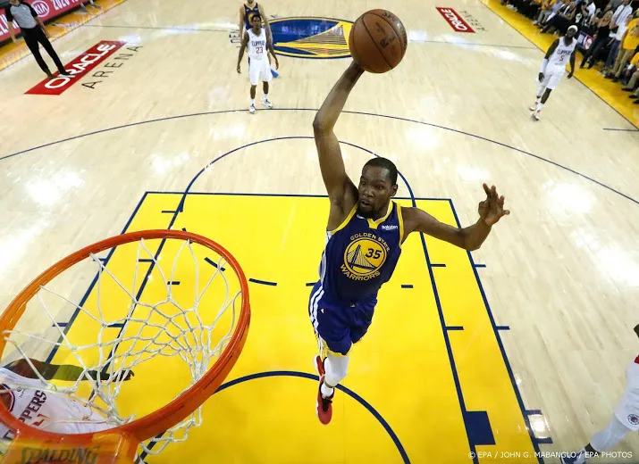 durant helpt warriors ronde verder