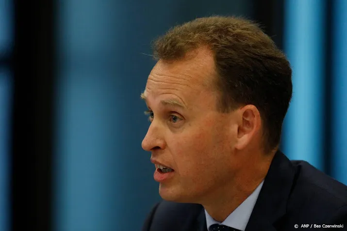 ecb directielid waarschuwt voor te brede steun tegen inflatiepijn