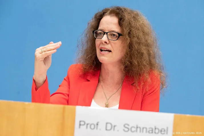 ecb lid schnabel inflatie eurozone bereikt piek in november