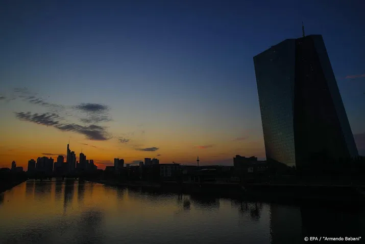 ecb maakt geld beschikbaar voor niet eurolanden