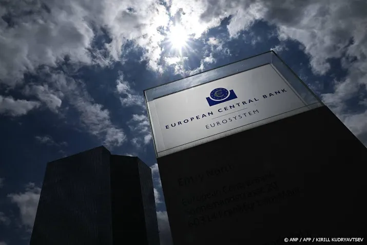 ecb maant eurolanden snel hun staatsschuld te verminderen