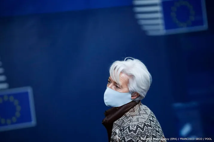 ecb president lagarde houdt nog vast aan economische verwachting