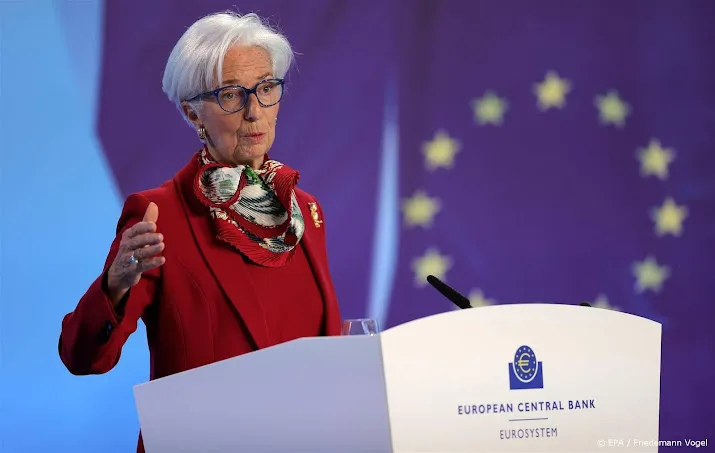 ecb verhoogt rente minder hard in strijd tegen inflatie