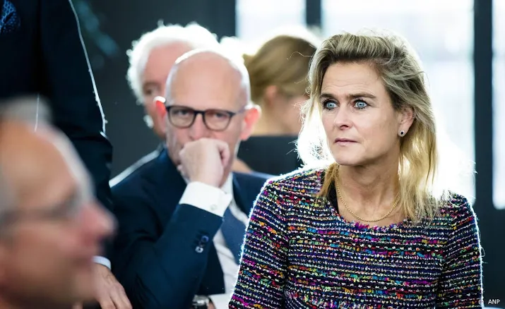 economen baarsma en teulings stappen uit herstel nl