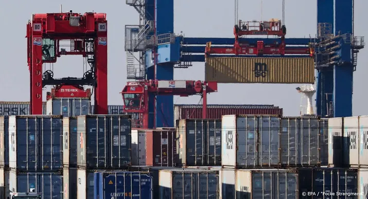 economie eurozone krijgt grootste tik ooit door crisis