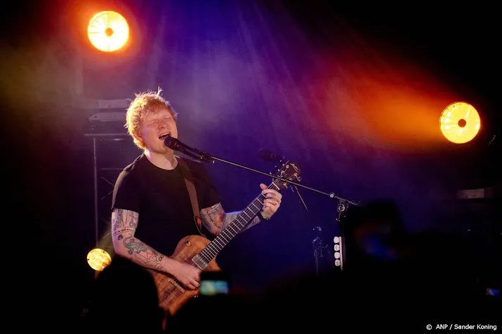 ed sheeran brengt in december kerstlied met elton john uit