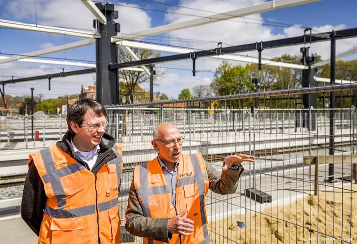 ede neemt gloednieuw ns station in gebruik