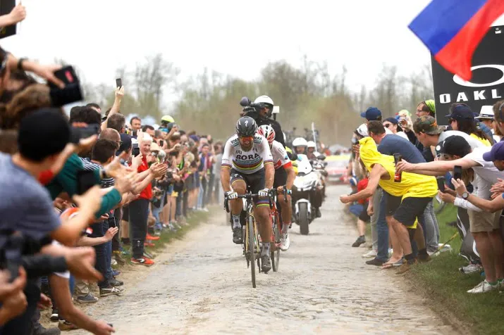 een aanval genoeg voor sagan in parijs roubaix