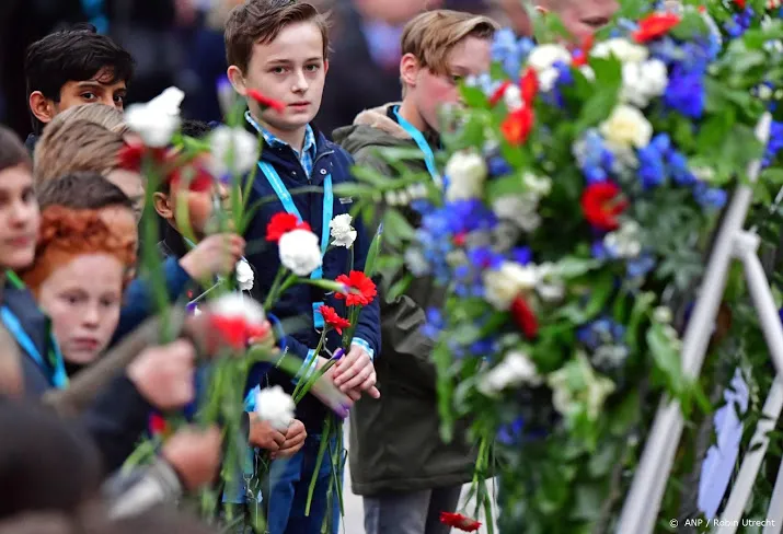 een derde kinderen wil naar dodenherdenking