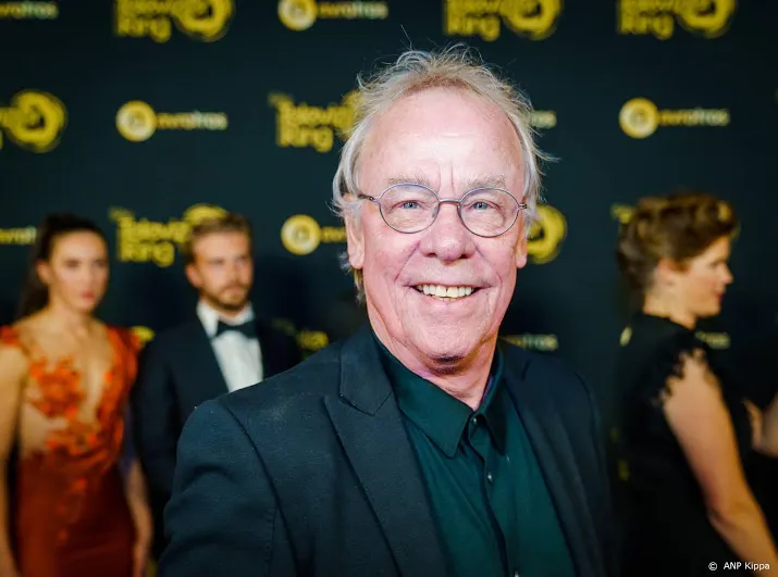 eenmalige terugkeer kopspijkers scoort op tv