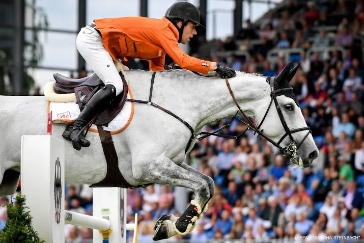 eerder dan verwacht kan ruiter van der vleuten weer springen