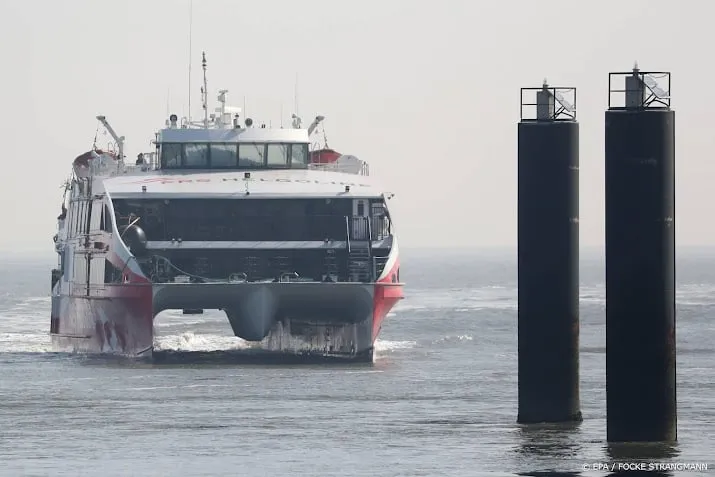 eerste ferry vanuit eemshaven naar noorwegen vaart uit