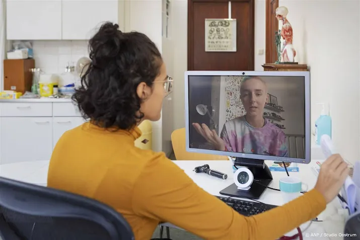 eerste gesprek voor mensen met problemen wordt vergoed