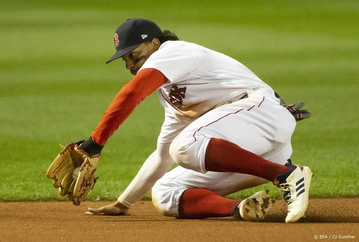 eerste homerun bogaerts meteen goed voor winst red sox