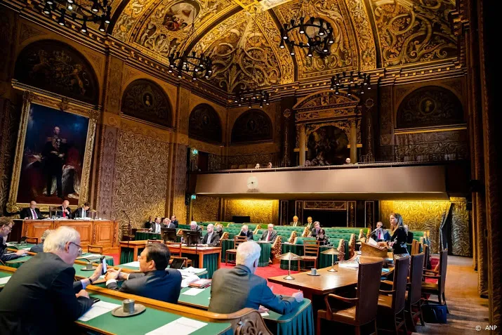 eerste kamer binnenkort weer bijeen voor behandeling noodpakket