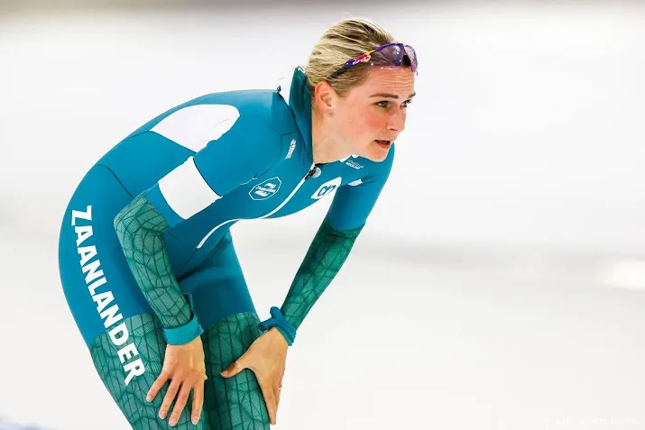 eerste nederlandse titel schaatsster schouten op 3000 meter
