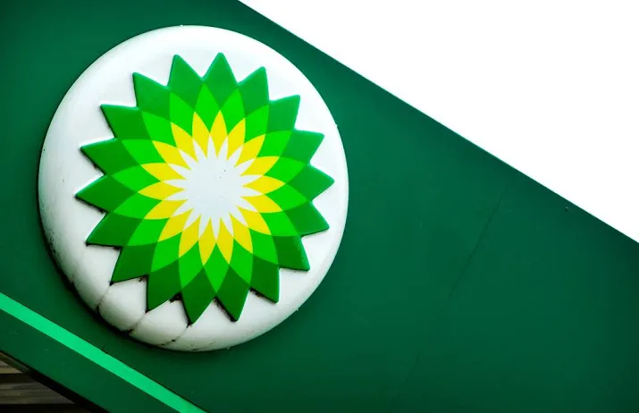 eerste oliewinning bp in groot veld noordzee