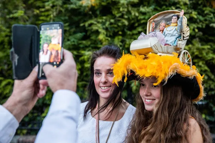eerste oranjefans staan al klaar