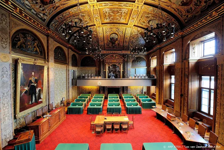 eerste vertrouwenspersoon voor eerste kamer
