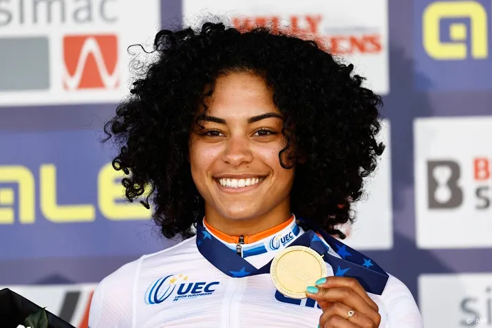 eindelijk weer crosszege voor wereldkampioene alvarado