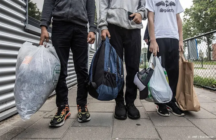 eindhoven begint vrijdag raadpleging inwoners over vluchtelingen