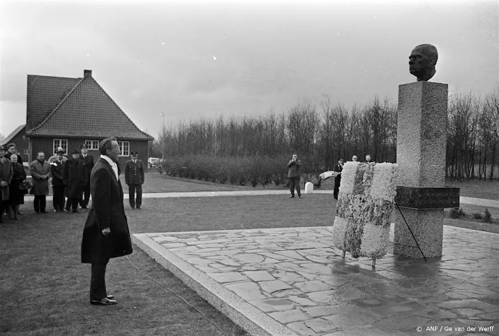 eindhoven past oorlogsmonument aan namen nsbers en ssers eraf