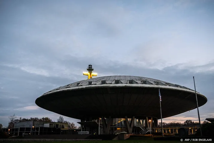 eindhovens ufo gebouw moet museum over de toekomst worden