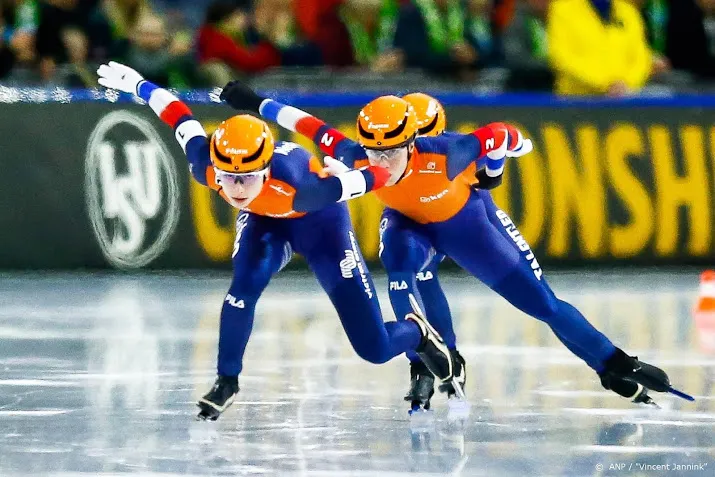 ek zilver schaatssters op teamsprint in thialf