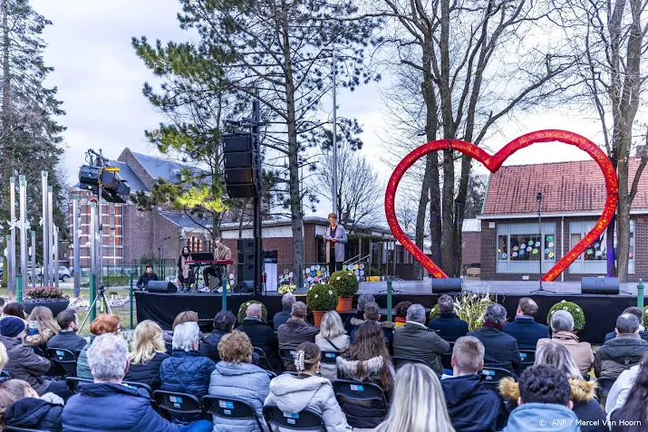 emotionele herdenking 10 jaar fataal busongeluk sierre