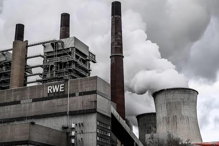 energiebedrijf rwe wil afbouw kolen vervroegen maar nu nog niet