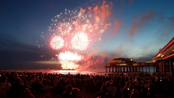 engeland wint vuurwerkshow scheveningen