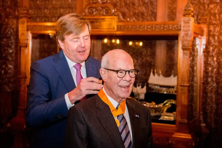 eremedaille voor choreograaf van manen