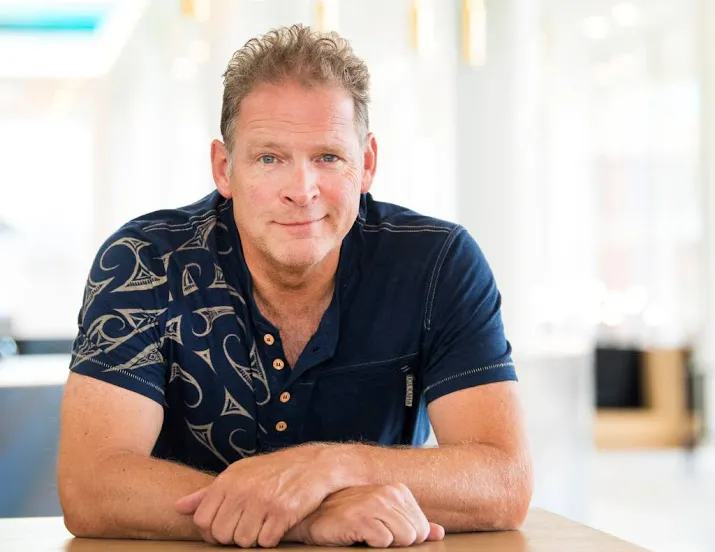 erik van muiswinkel maakt drs p voorstelling