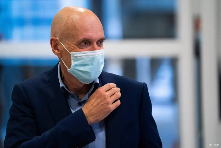 ernst kuipers praat nederland bij over coronadrukte ziekenhuizen