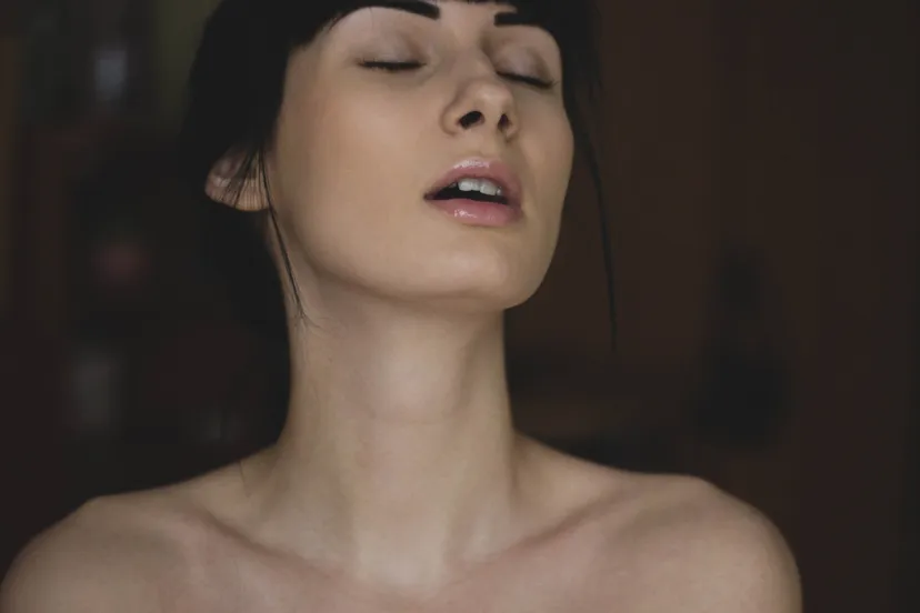 erotic girl model 185481