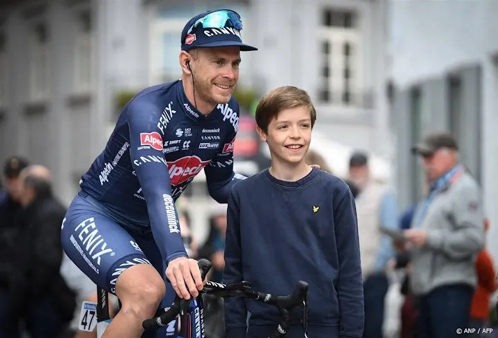 ervaren belgische wielrenner vermote naar visma lease a bike