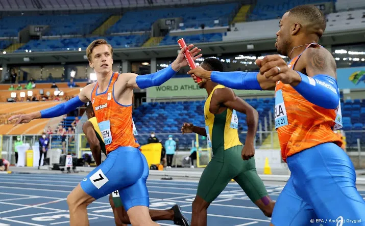 estafettemannen pakken olympisch startbewijs op 4400